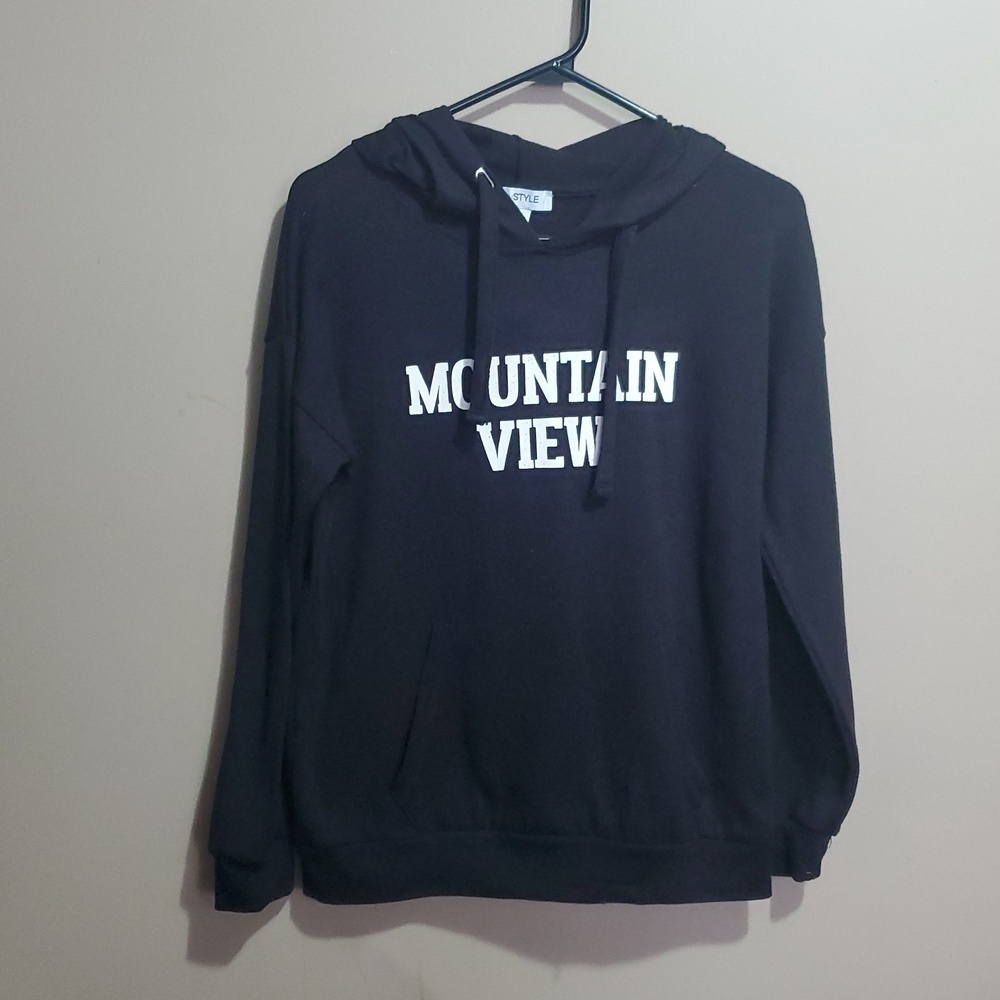 My style Mountainview hooded sweater size small